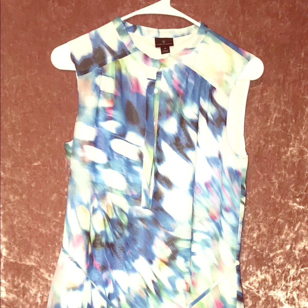 Sleeveless shift dress